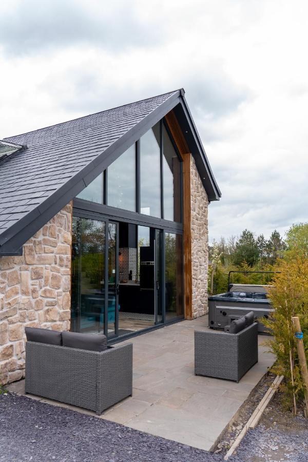 Plas Coch Luxury Barn Llanddeiniolen Esterno foto