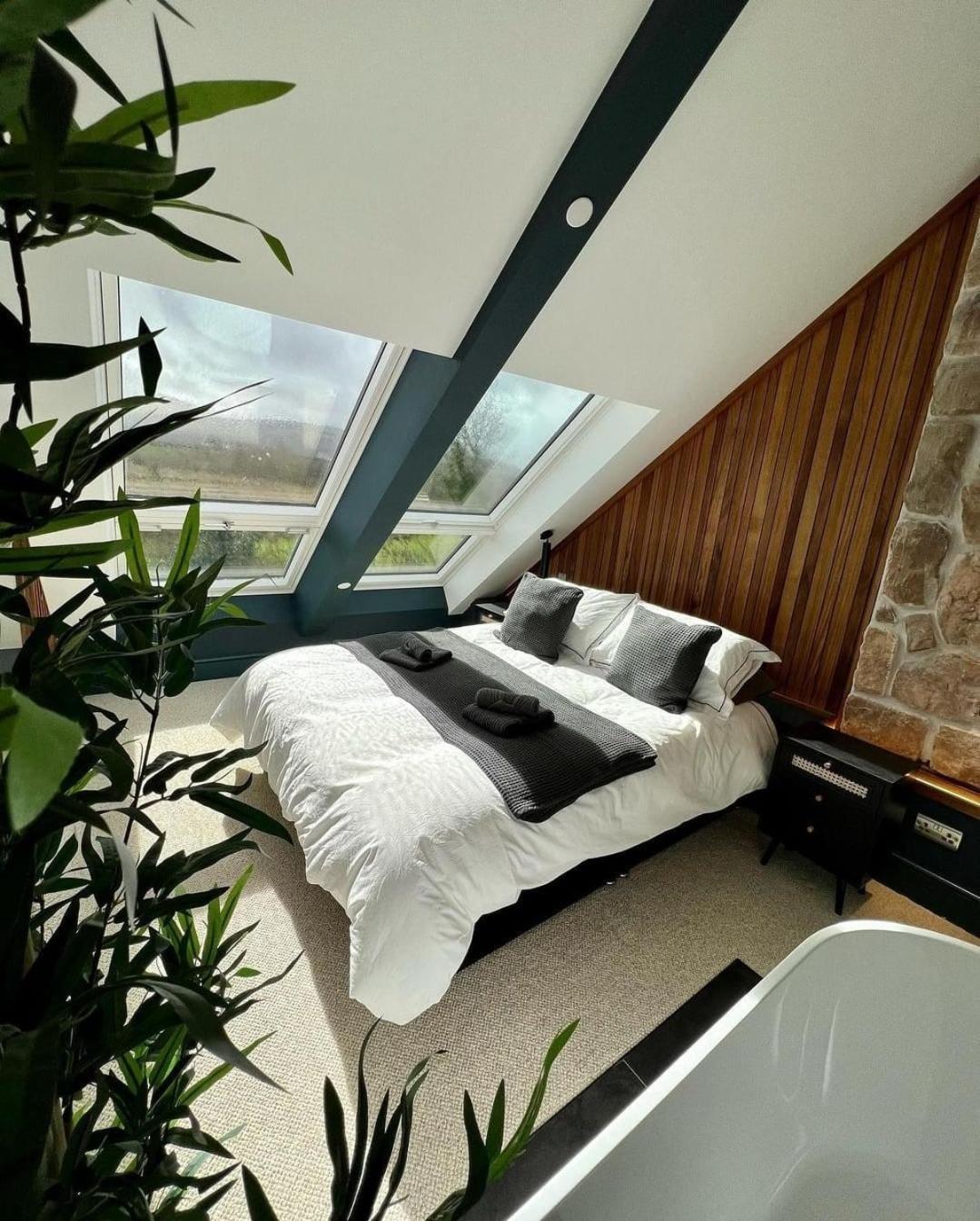 Plas Coch Luxury Barn Llanddeiniolen Esterno foto