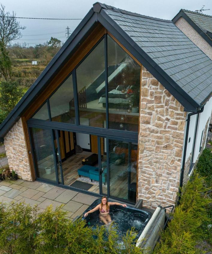 Plas Coch Luxury Barn Llanddeiniolen Esterno foto